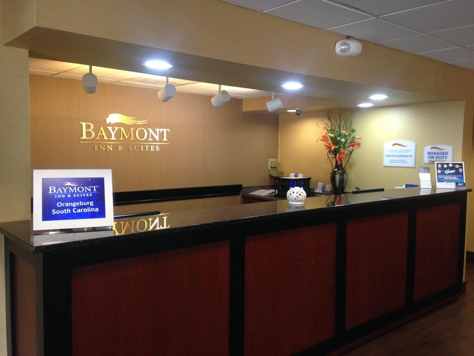 Отель Baymont By Wyndham Orangeburg North Экстерьер фото